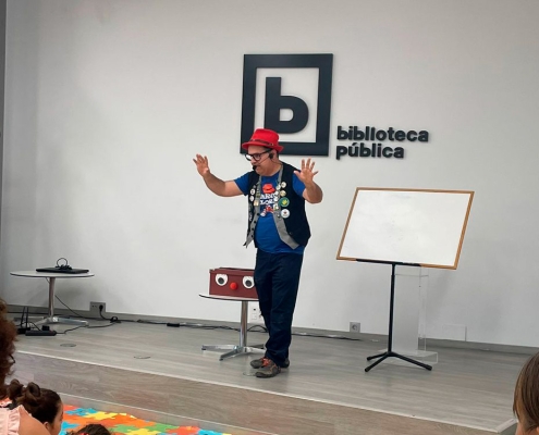 BRILLANTE CLAUSURA DE LA TEMPORADA DE 'UN CUENTO ALH MES' EN LA BIBLIOTECA PÚBLICA MUNICIPAL